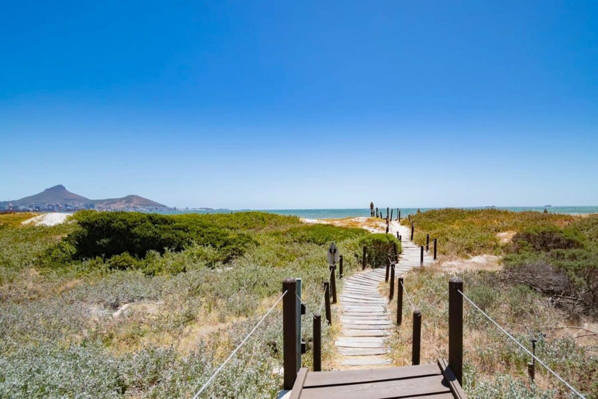 Family With Uninterrupted Ocean Views * Le Cap