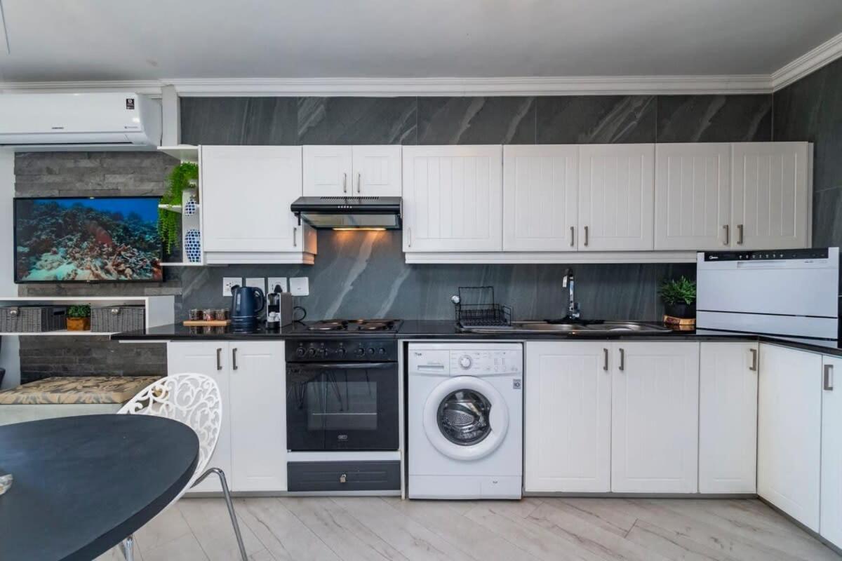 Family With Uninterrupted Ocean Views Appartement Le Cap