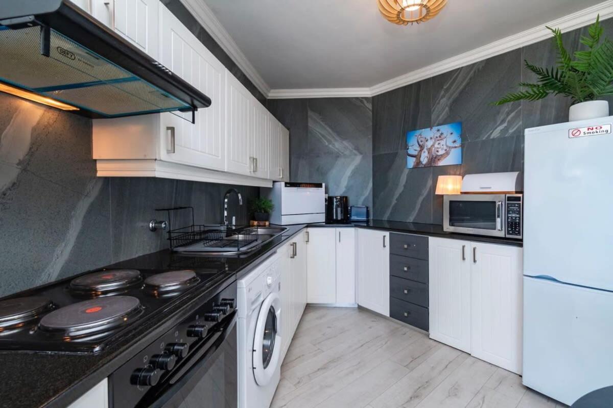 Family With Uninterrupted Ocean Views Appartement Le Cap